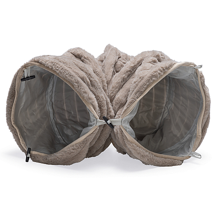 Designed by Lotte Kattentunnel Reza Beige