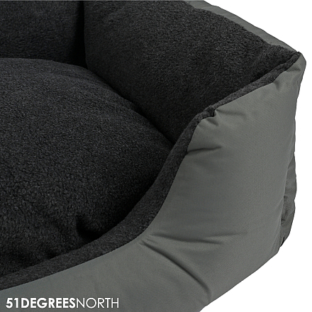 51 Degrees North hondenmand Storm rocky grey